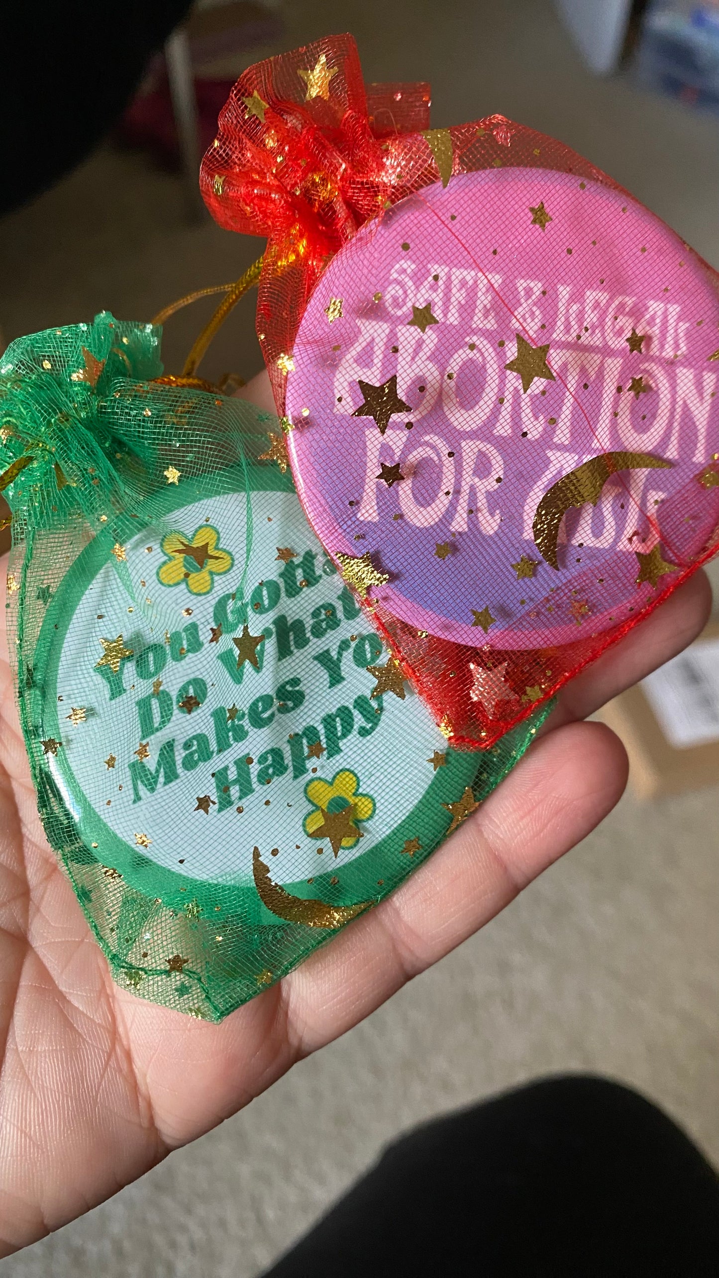 You Gotta Read What Makes You Happy - 2.25" Button