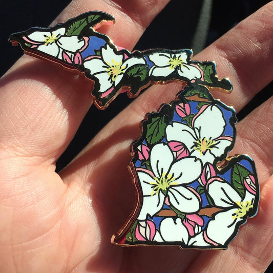 Michigan Apple Blossom Pin - State Flower Series - MI